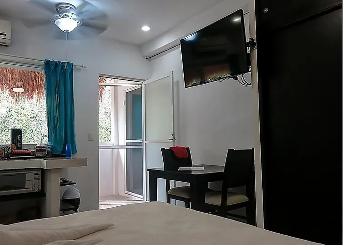 Aparthotel Azula Maya *